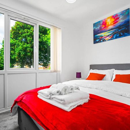 Apartmán Luxury New House With Free Parking Birmingham Exteriér fotografie